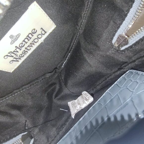 NEW Vivienne Westwood heart-shaped 2-way bag NWT w/COA - Picture 6 of 10